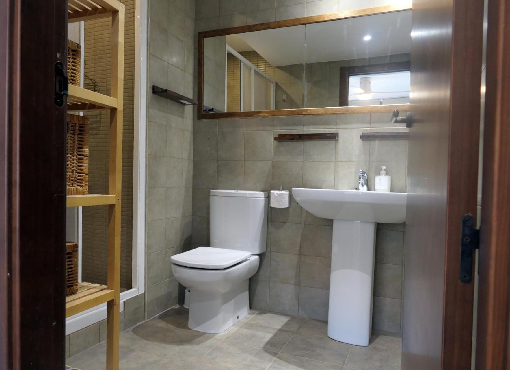 Apartament Anna A Salas Salas de Pallas 外观 照片