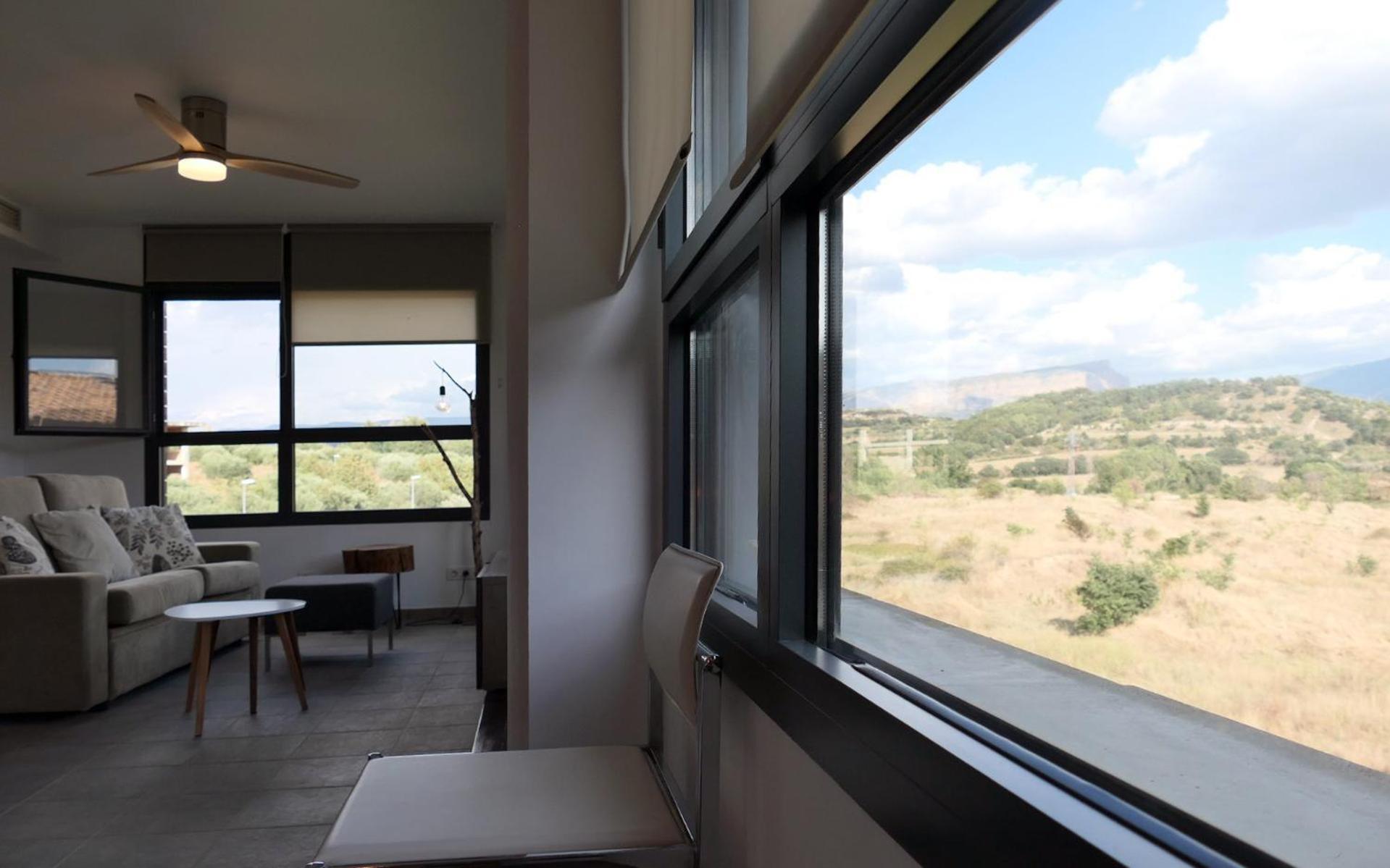 Apartament Anna A Salas Salas de Pallas 外观 照片